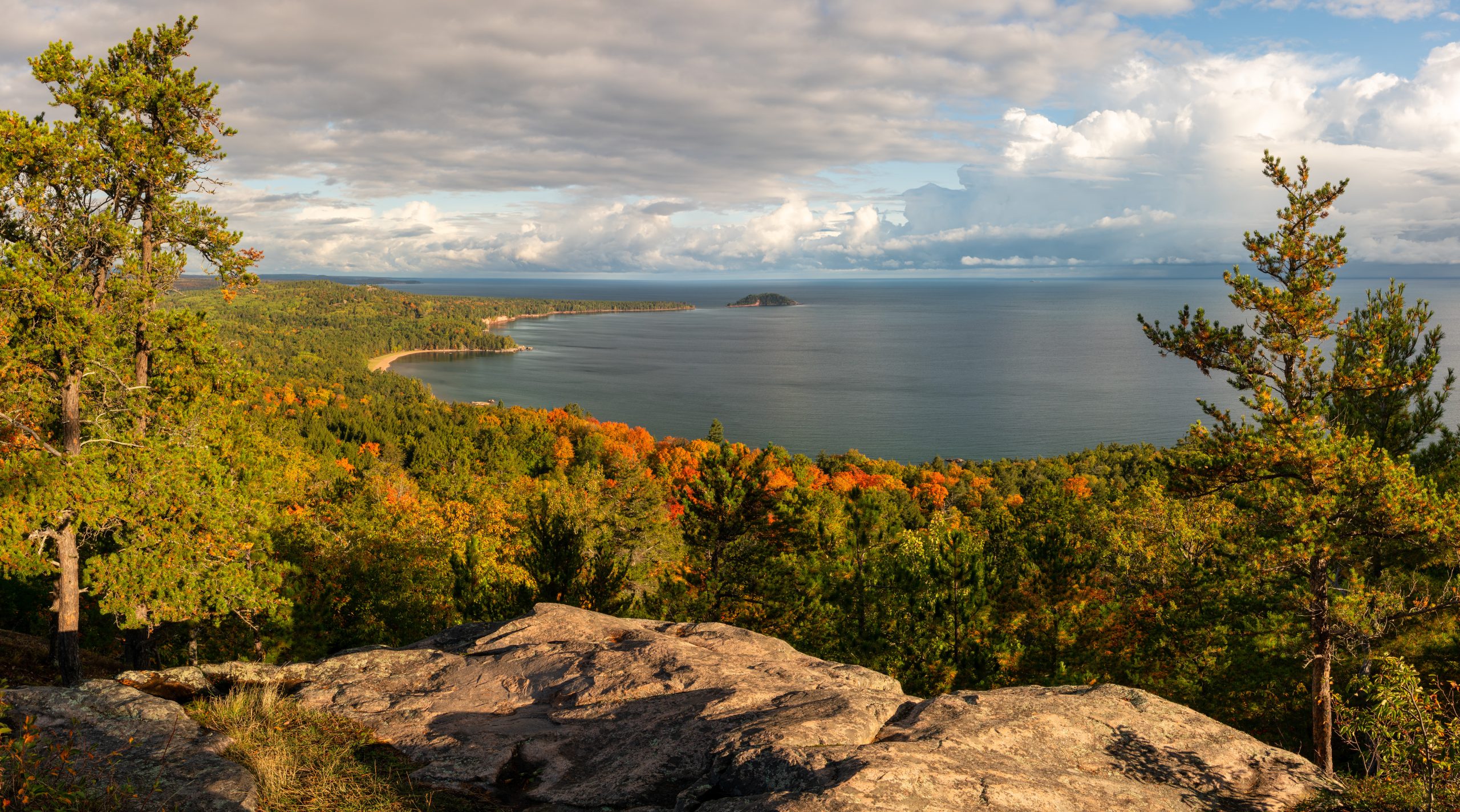 Beautiful Autumn panorama of Lake Superior from the Sugarloaf Mountain Overlook near Marquette Michigan – Upper Peninsula